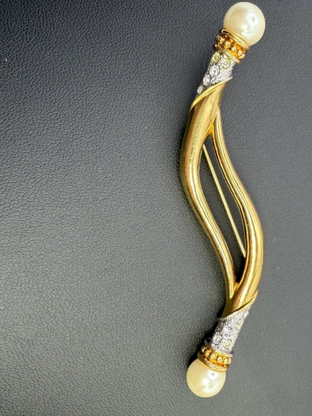 Vintage Avon Long Swirl Bar Brooch Faux Pearl Rhinestone Two Tone 4in